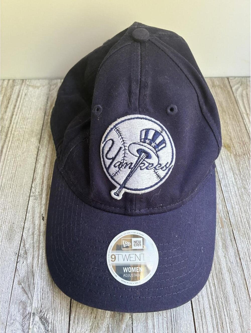 New Era 9Twenty MLB Victoria's Secret Yankees Women’s Adjustable White Patch